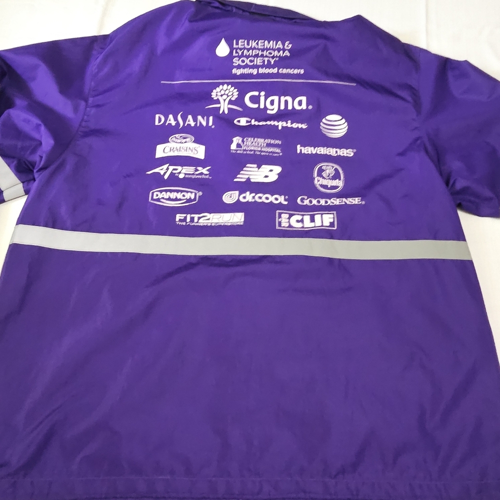 Disney World 2016 1/2 Marathon Volunteer Windbreaker Jacket Adult Med. 92999 - Picture 2 of 11